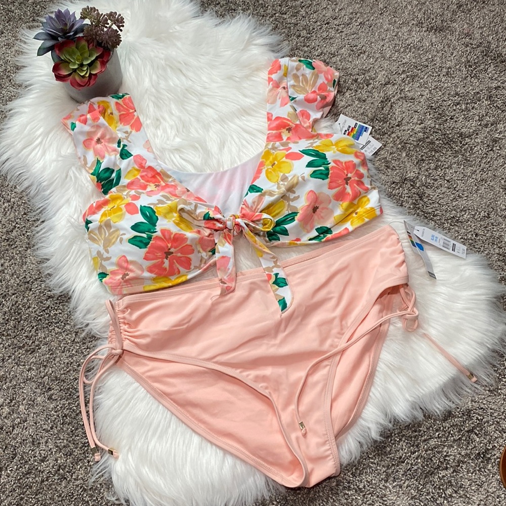 Time and Tru Bikini 👙